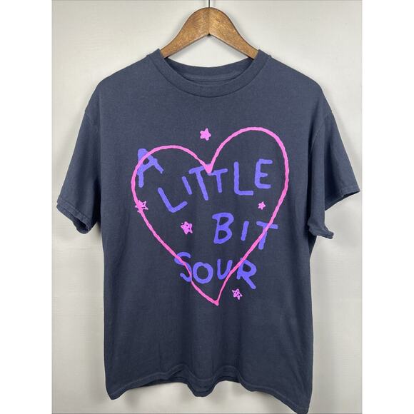 Olivia Rodrigo 2022 A Little Bit Sour Tour Heart Stars T-Shirt Large